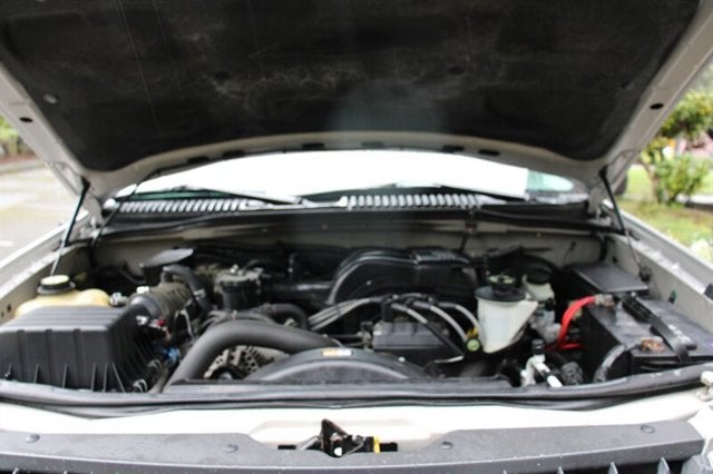 2004 Ford Explorer XLS 46K MILES 4X4