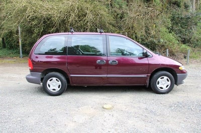 1999 Dodge Caravan Base