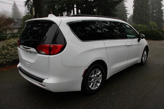 2020 Chrysler Voyager LXI