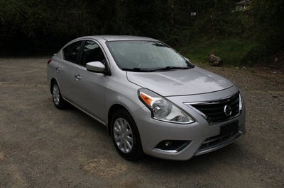 2015 Nissan Versa SV