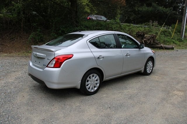 2015 Nissan Versa SV