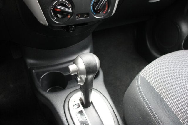 2015 Nissan Versa SV