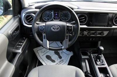 2019 Toyota Tacoma 4WD SR5 V6 ONE OWNER