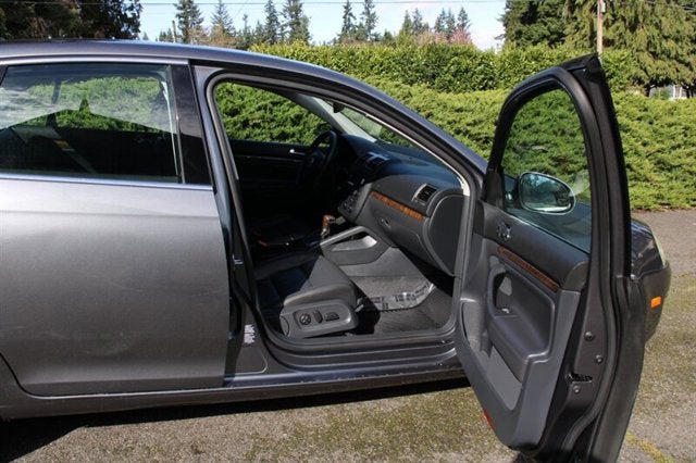 2005 Volkswagen Jetta Sedan A5 2.5L