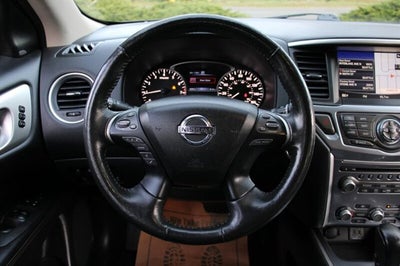 2019 Nissan Pathfinder SL