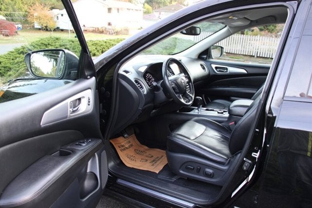 2019 Nissan Pathfinder SL