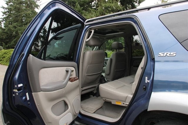 2002 Toyota Sequoia SR5