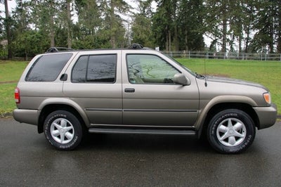 2001 Nissan Pathfinder LE